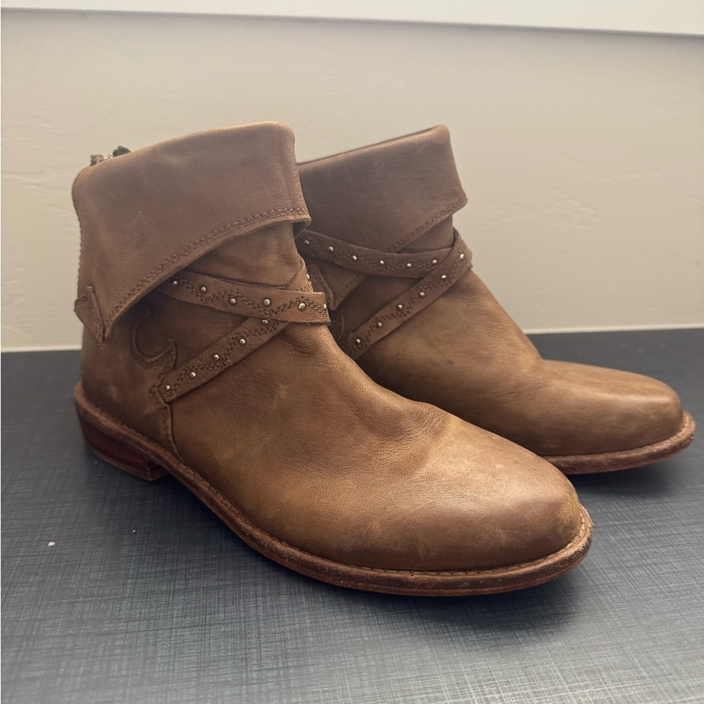 Free People Alamosa Brown Leather Ankle Zipper Fold Down Booties Size 37 6.5